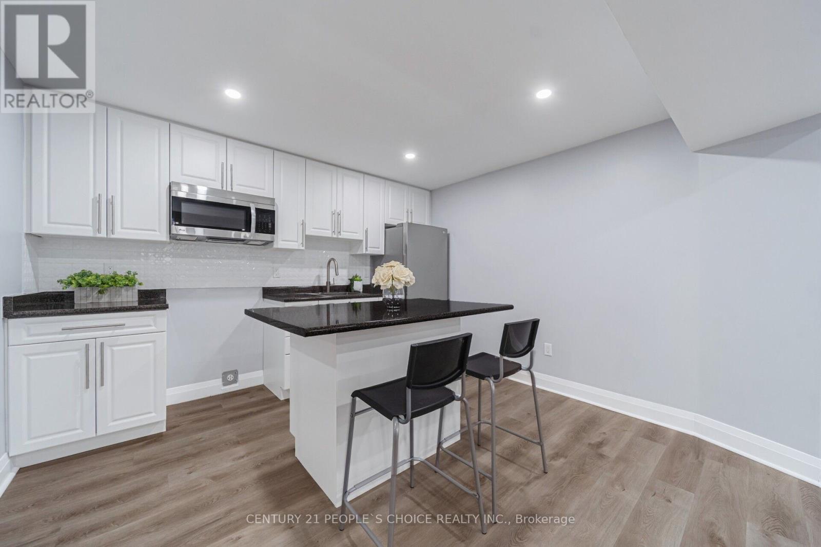 7107 Appletree Lane, Mississauga, Ontario L5W 1W5 - Photo 47 - W12944912