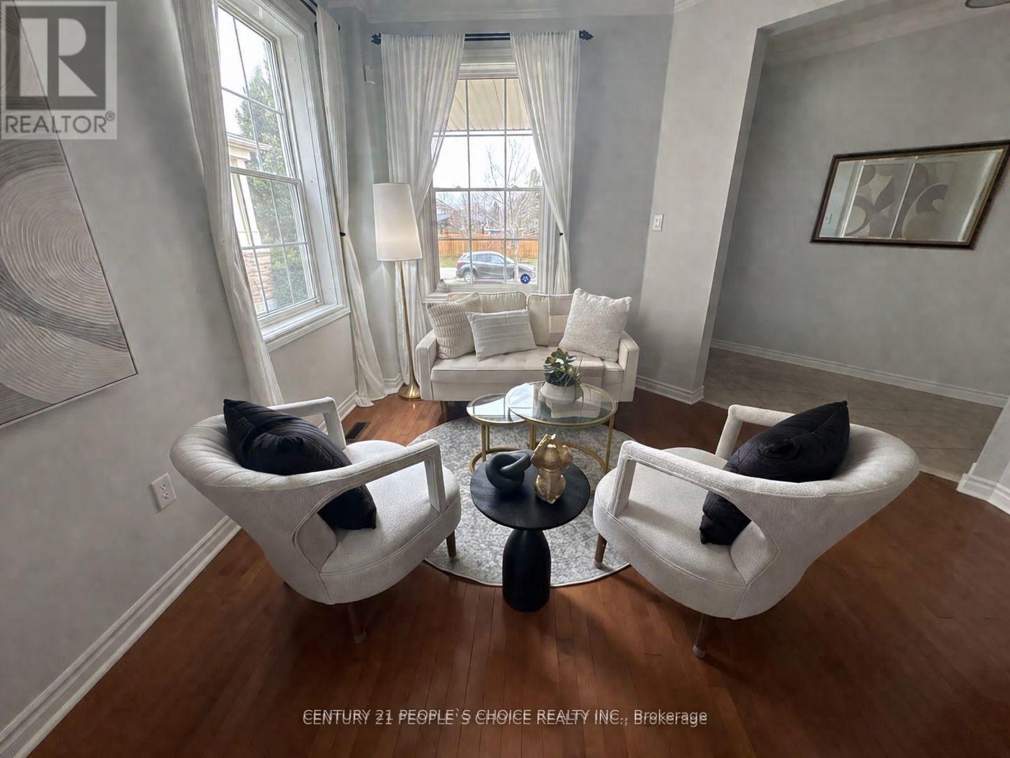 7107 Appletree Lane, Mississauga, Ontario L5W 1W5 - Photo 8 - W12944912