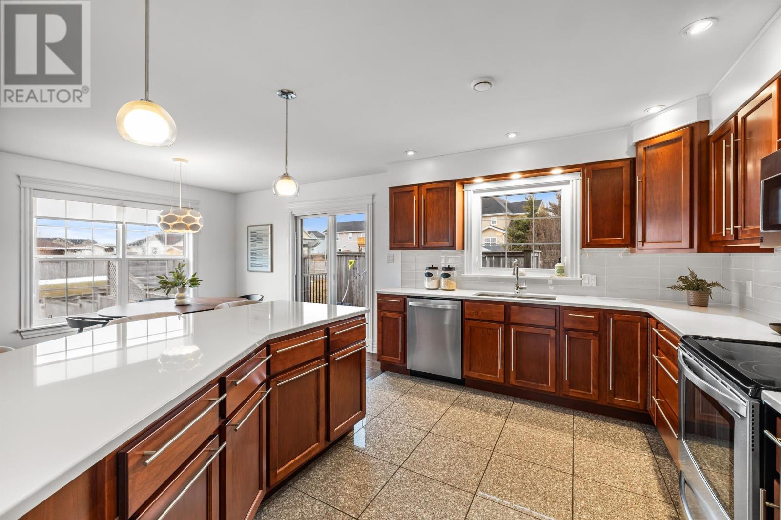 15 Lily Court, Stratford, Prince Edward Island  C1B 0H6 - Photo 14 - 202607622