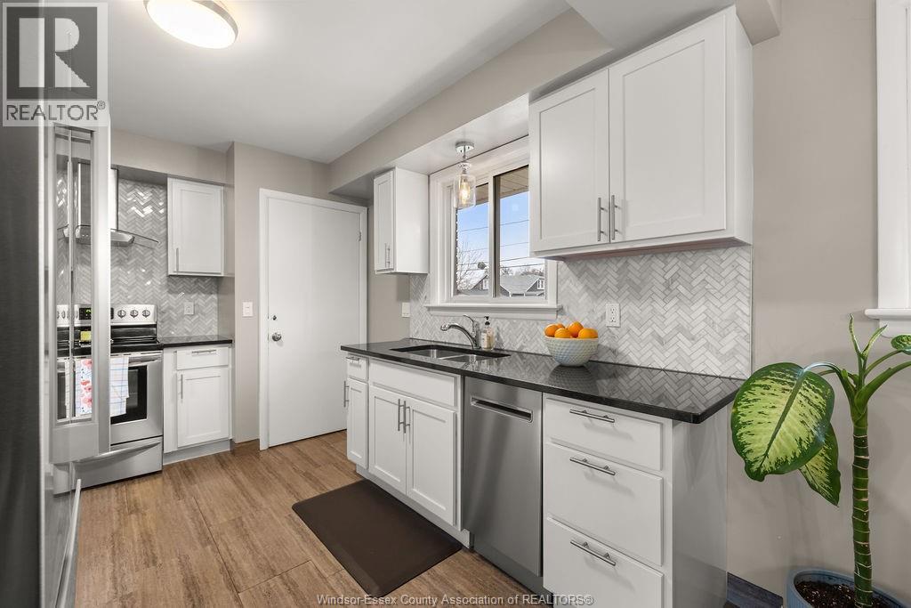 1064 Virginia Avenue, Windsor, Ontario  N8S 2Y7 - Photo 9 - 26008320