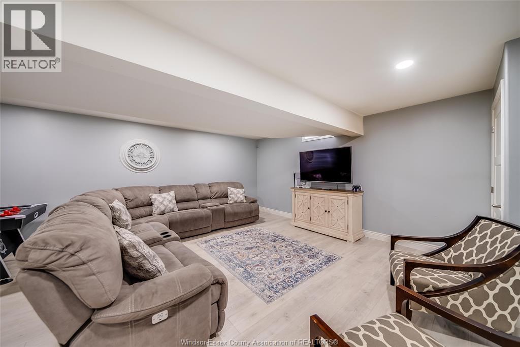 1096 Charlotte Crescent, Lakeshore, Ontario  N8L 0X8 - Photo 35 - 26008015