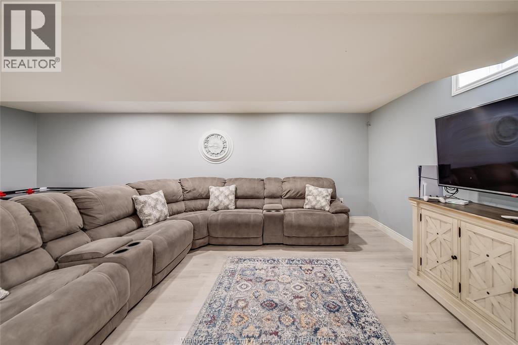 1096 Charlotte Crescent, Lakeshore, Ontario  N8L 0X8 - Photo 36 - 26008015