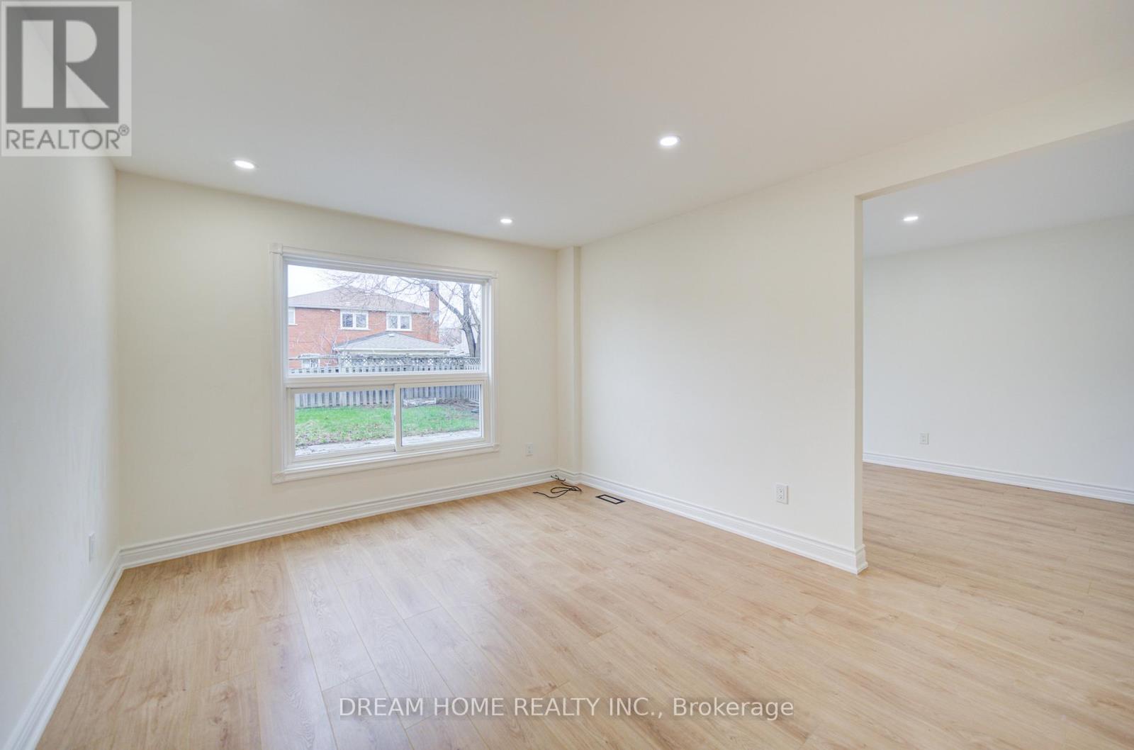 10 Karen Miles Crescent, Markham, Ontario  L3S 2C9 - Photo 3 - N13006134