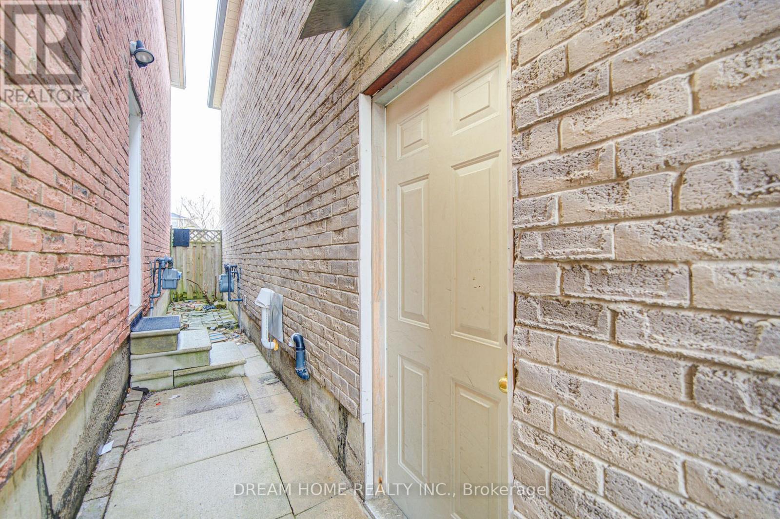 10 Karen Miles Crescent, Markham, Ontario  L3S 2C9 - Photo 34 - N13006134