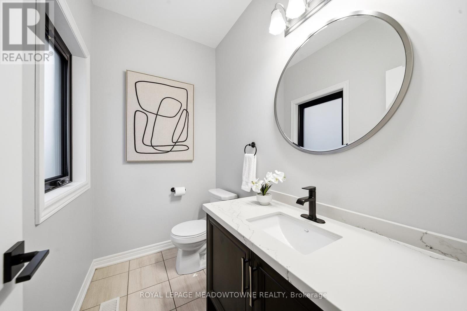 1111 Stantin Street, Innisfil, Ontario  L0L 1W0 - Photo 11 - N13006188