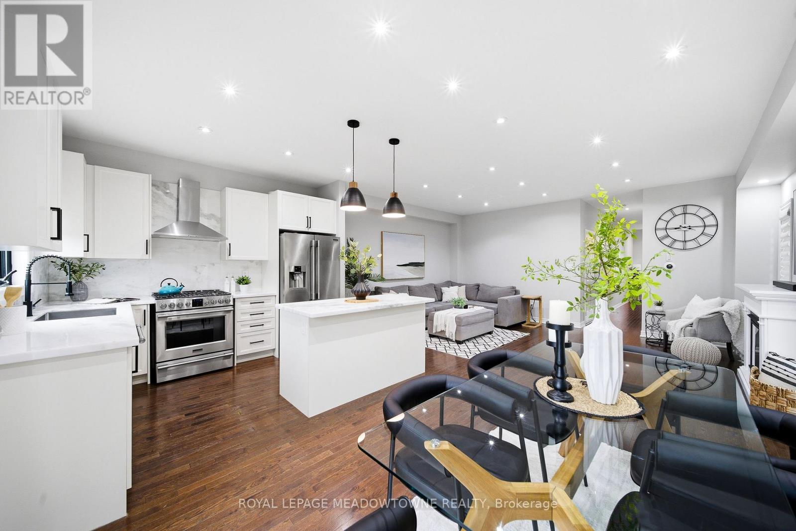 1111 Stantin Street, Innisfil, Ontario  L0L 1W0 - Photo 25 - N13006188