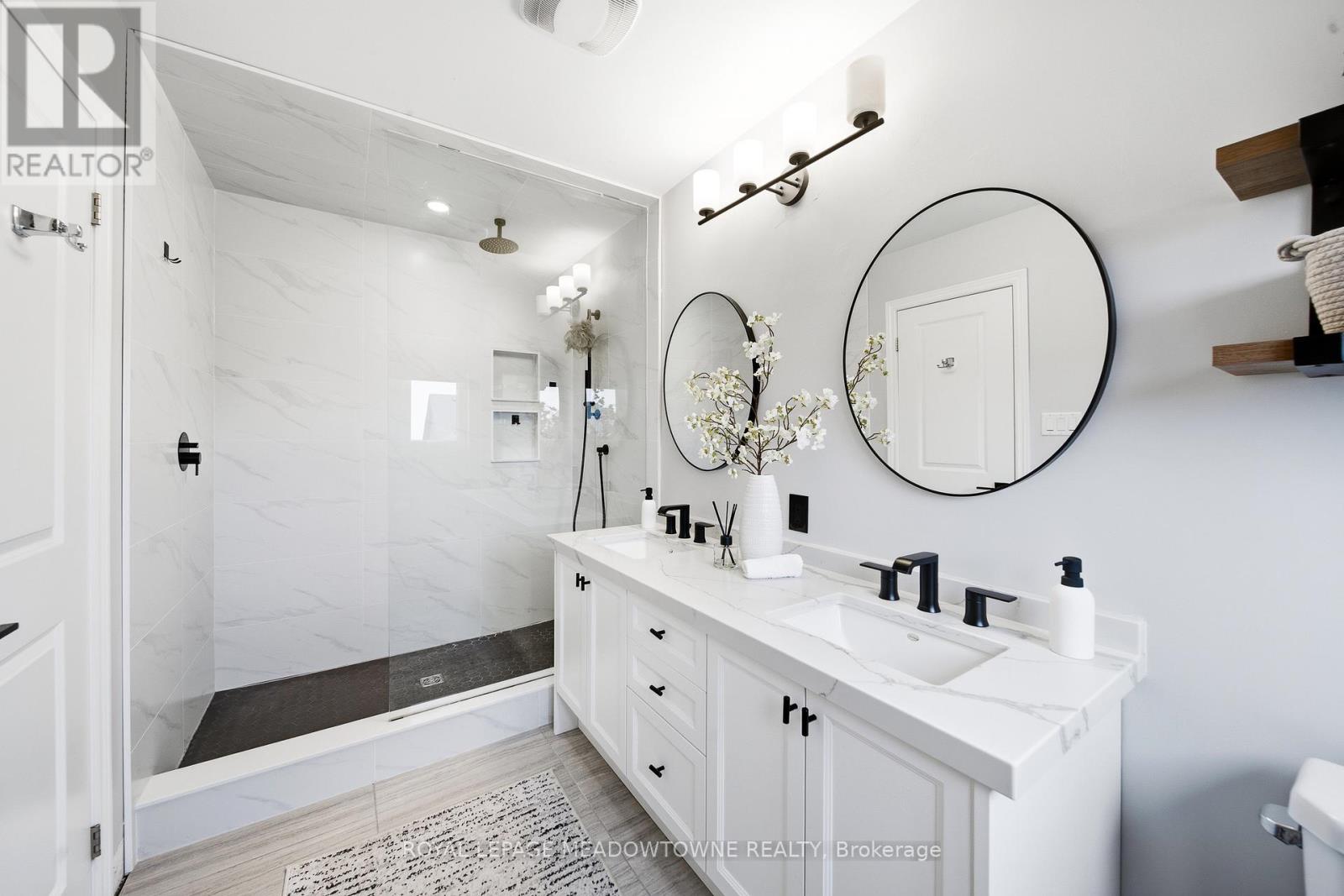 1111 Stantin Street, Innisfil, Ontario  L0L 1W0 - Photo 32 - N13006188