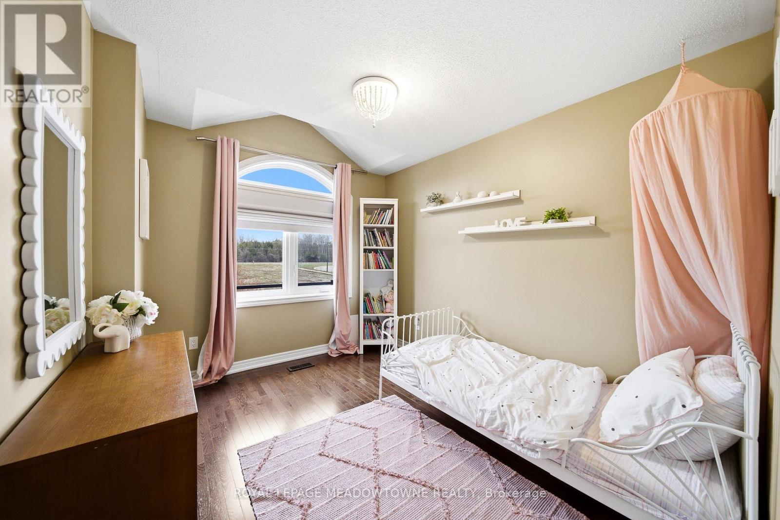 1111 Stantin Street, Innisfil, Ontario  L0L 1W0 - Photo 35 - N13006188