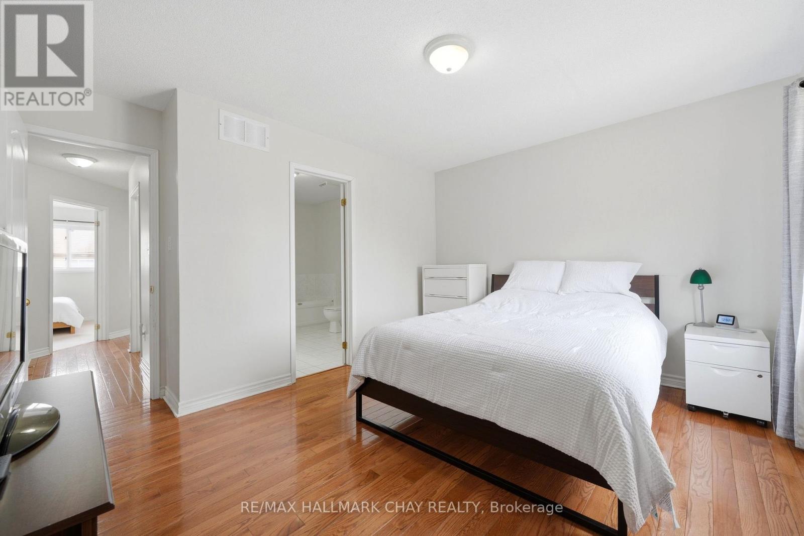 10 Parkside Crescent, Essa, Ontario  L0M 1B3 - Photo 24 - N13006232