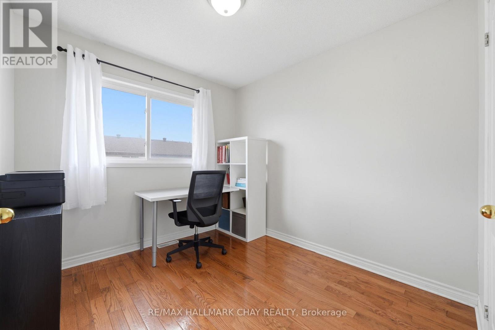 10 Parkside Crescent, Essa, Ontario  L0M 1B3 - Photo 28 - N13006232