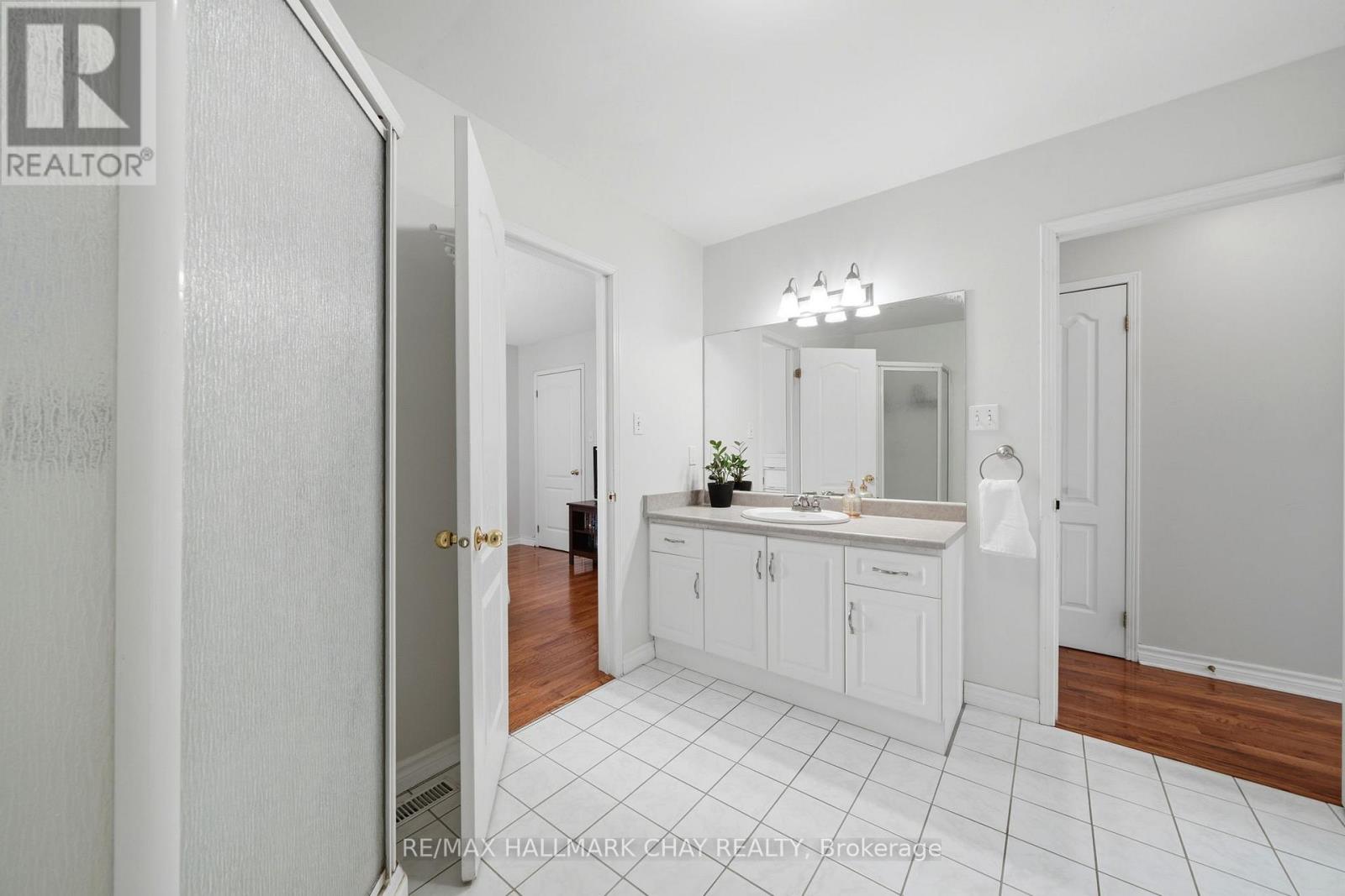 10 Parkside Crescent, Essa, Ontario  L0M 1B3 - Photo 31 - N13006232