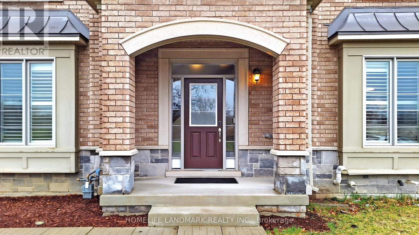 40 Judah Doan Way, East Gwillimbury, Ontario  L9N 0L6 - Photo 4 - N13006246