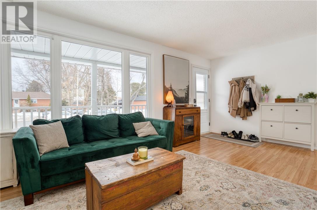 4468 Hamilton Crescent, Hanmer, Ontario  P3P 1B7 - Photo 8 - 2127161