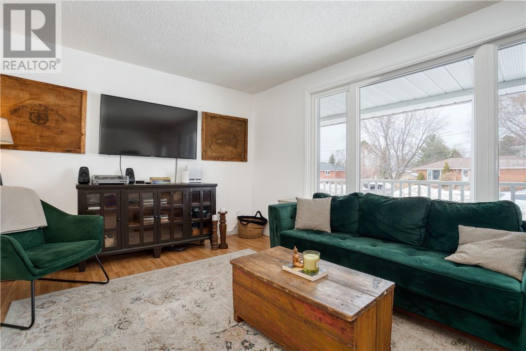 4468 Hamilton Crescent, Hanmer, Ontario  P3P 1B7 - Photo 9 - 2127161