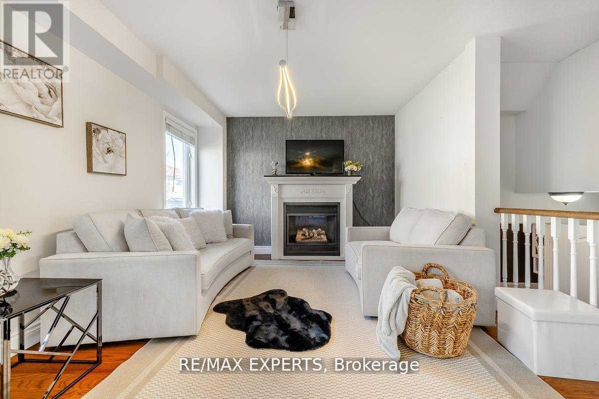 10 Snowden Avenue, Barrie, Ontario  L4M 7H3 - Photo 10 - S13006096