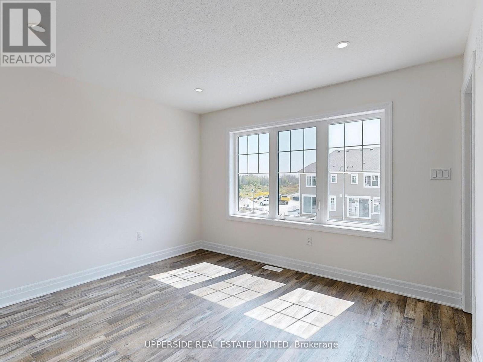 105 Surf Drive, Wasaga Beach, Ontario  L9Z 0G3 - Photo 12 - S13006132