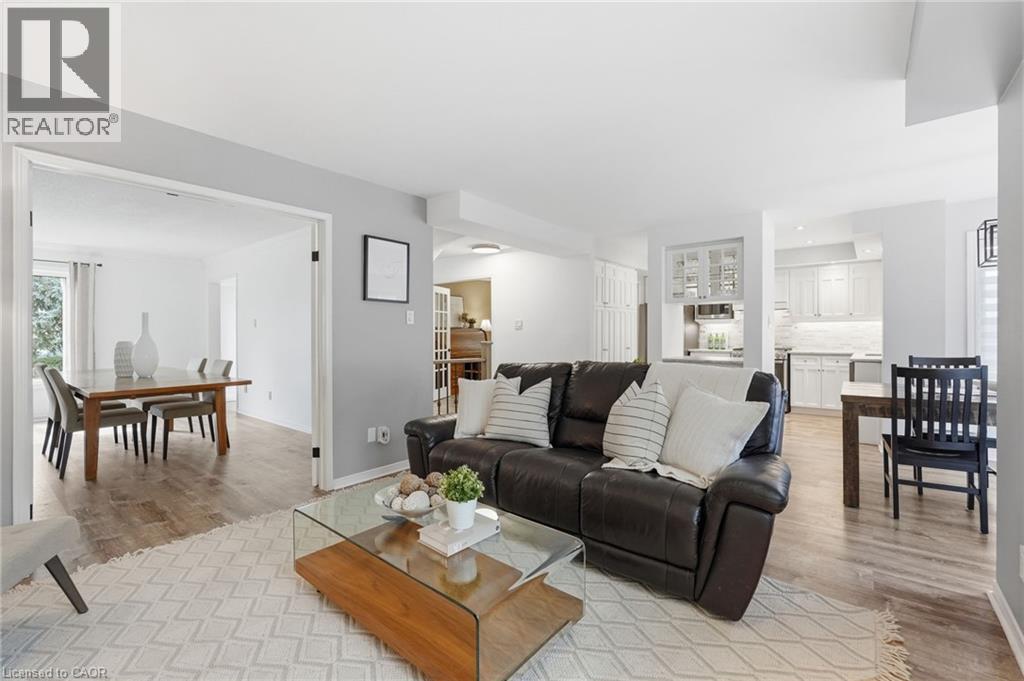 2493 Newport Street, Burlington, Ontario  L7M 3X7 - Photo 11 - 40821424