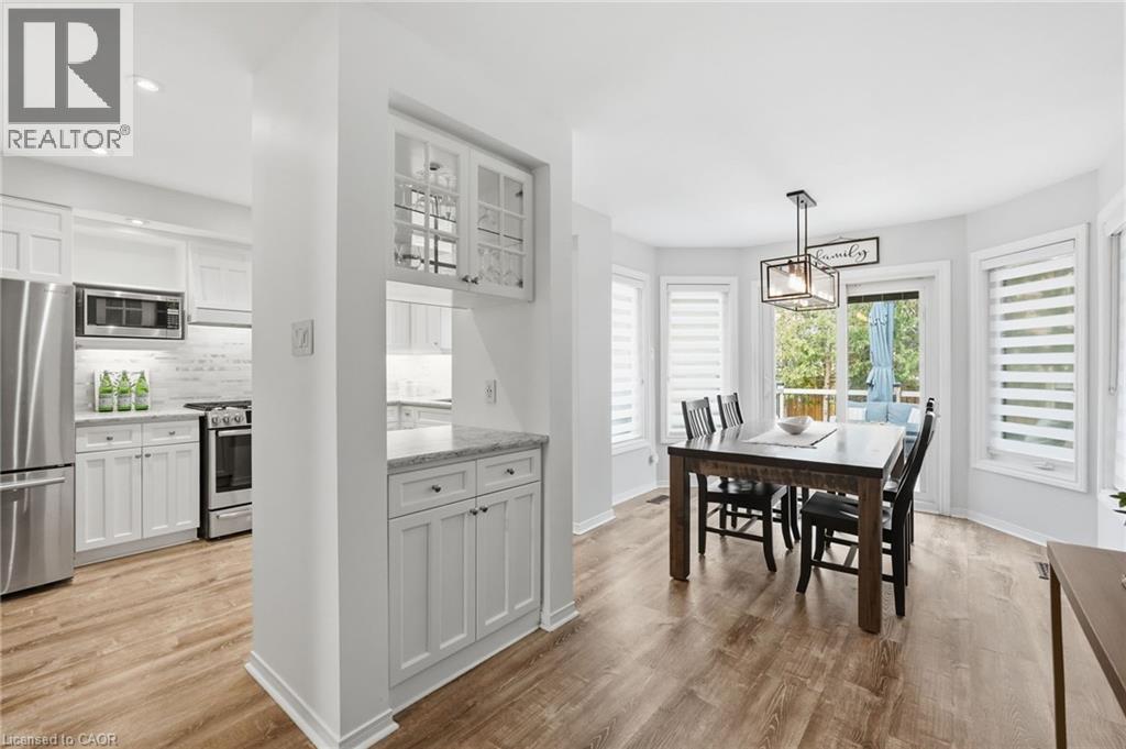 2493 Newport Street, Burlington, Ontario  L7M 3X7 - Photo 14 - 40821424