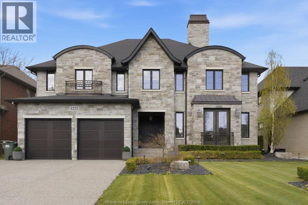 MLS# 26008202: 1222 NACCARATO, LaSalle, Canada