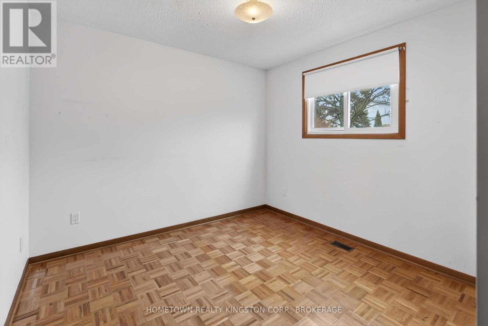 790 Old Colony Road, Kingston, Ontario  K7P 1E7 - Photo 14 - X13006262