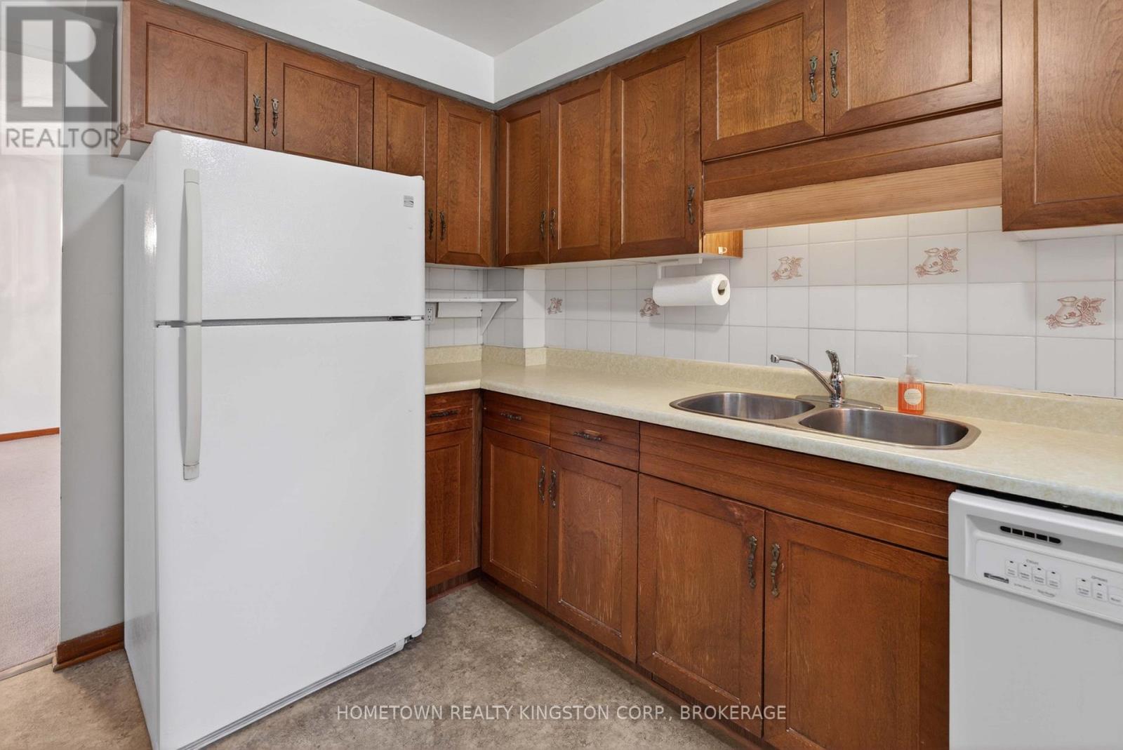 790 Old Colony Road, Kingston, Ontario  K7P 1E7 - Photo 8 - X13006262