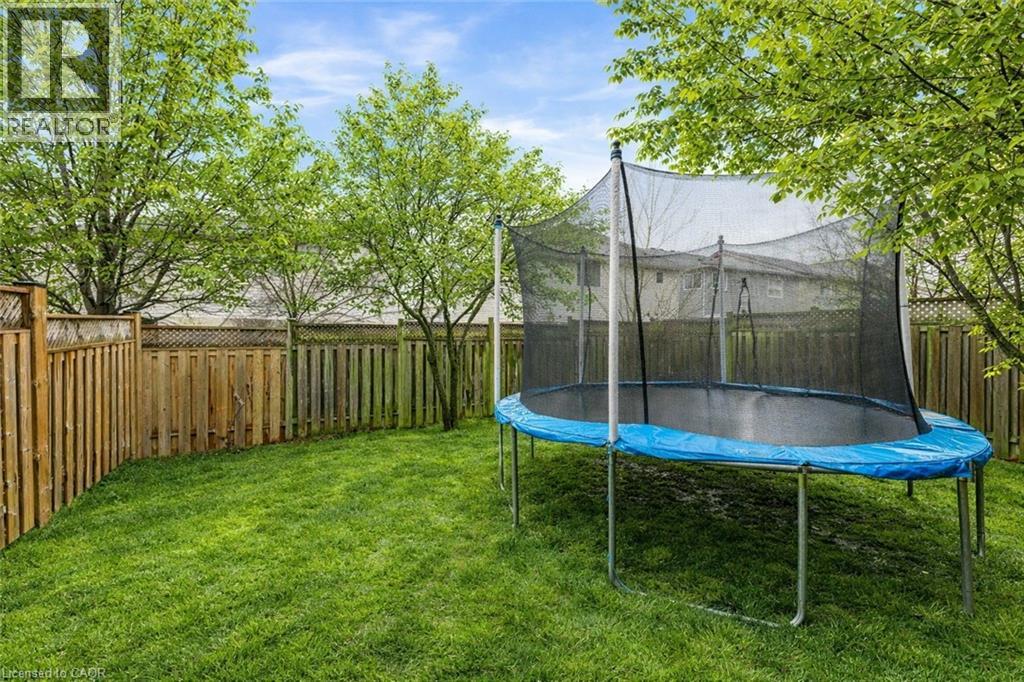 924 Copper Leaf Crescent, Kitchener, Ontario  N2E 3W1 - Photo 33 - 40817492