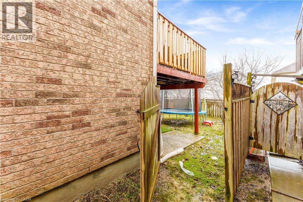 924 Copper Leaf Crescent, Kitchener, Ontario  N2E 3W1 - Photo 30 - 40817492