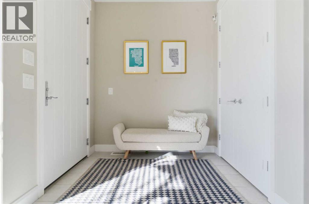 2024 36 Avenue, Calgary, Alberta  T2T 2G7 - Photo 4 - A2300967