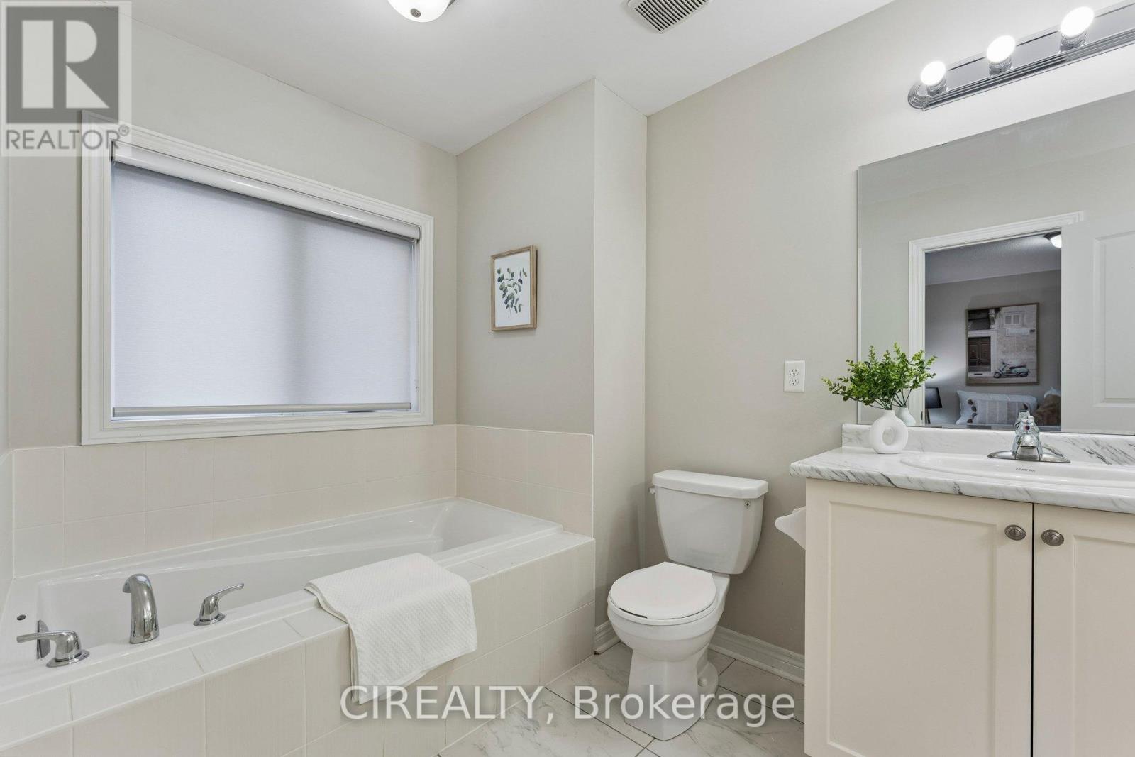 71 Finegan Circle, Brampton (Northwest Brampton), Ontario  L7A 4Z8 - Photo 32 - W13006108