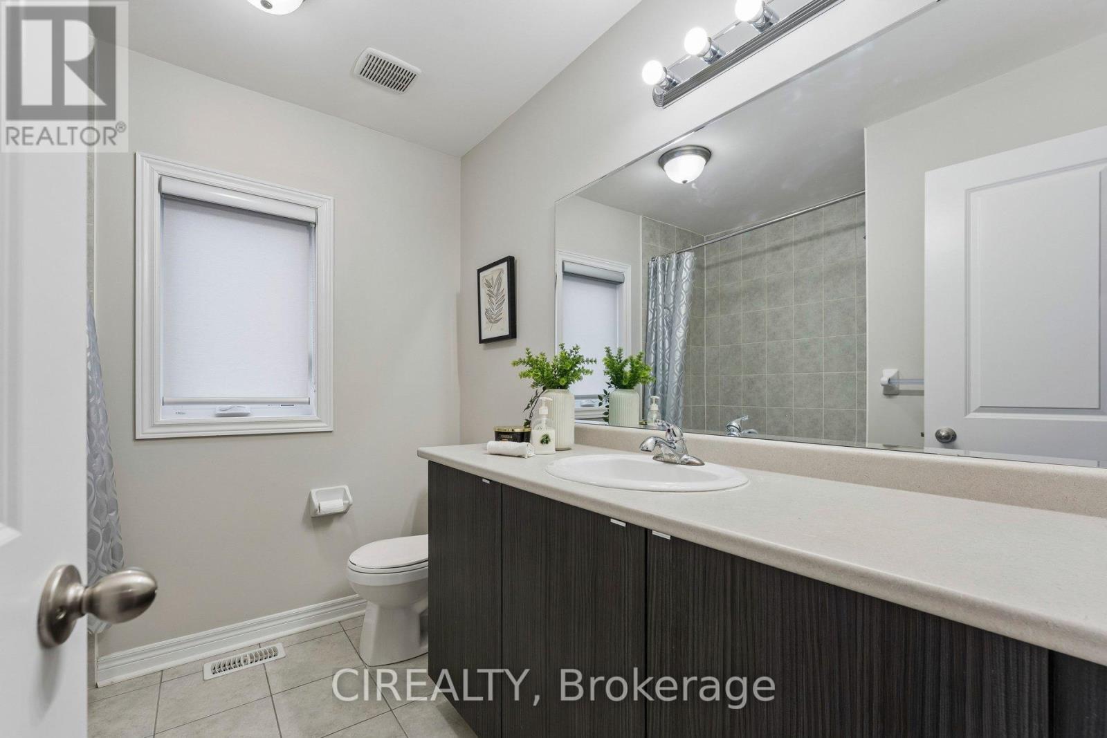 71 Finegan Circle, Brampton (Northwest Brampton), Ontario  L7A 4Z8 - Photo 37 - W13006108