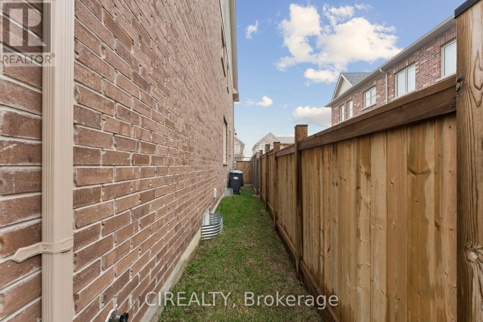 71 Finegan Circle, Brampton (Northwest Brampton), Ontario  L7A 4Z8 - Photo 41 - W13006108