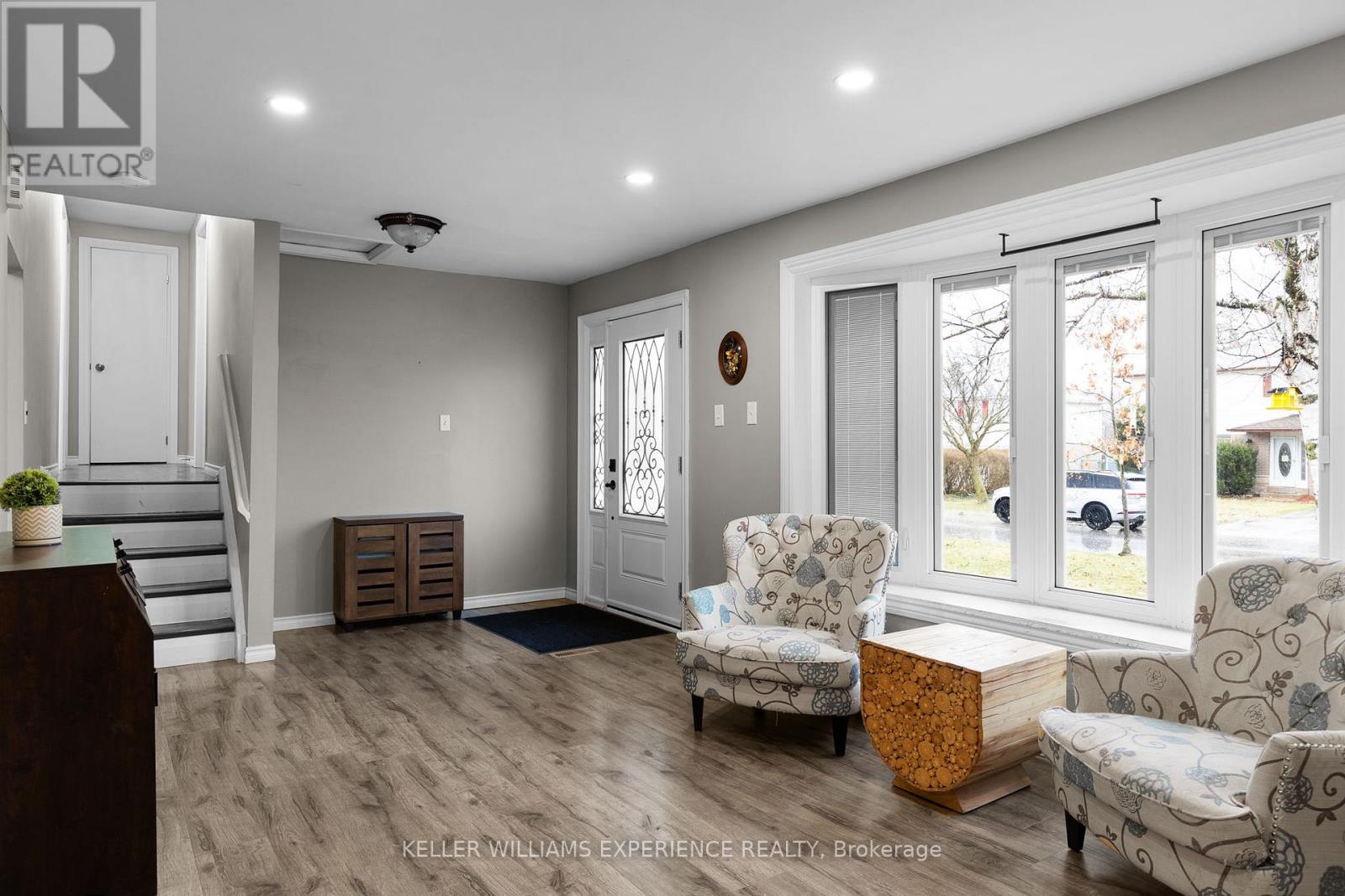 27 Rustic Crescent, Orangeville, Ontario  L9W 1T1 - Photo 3 - W13006148