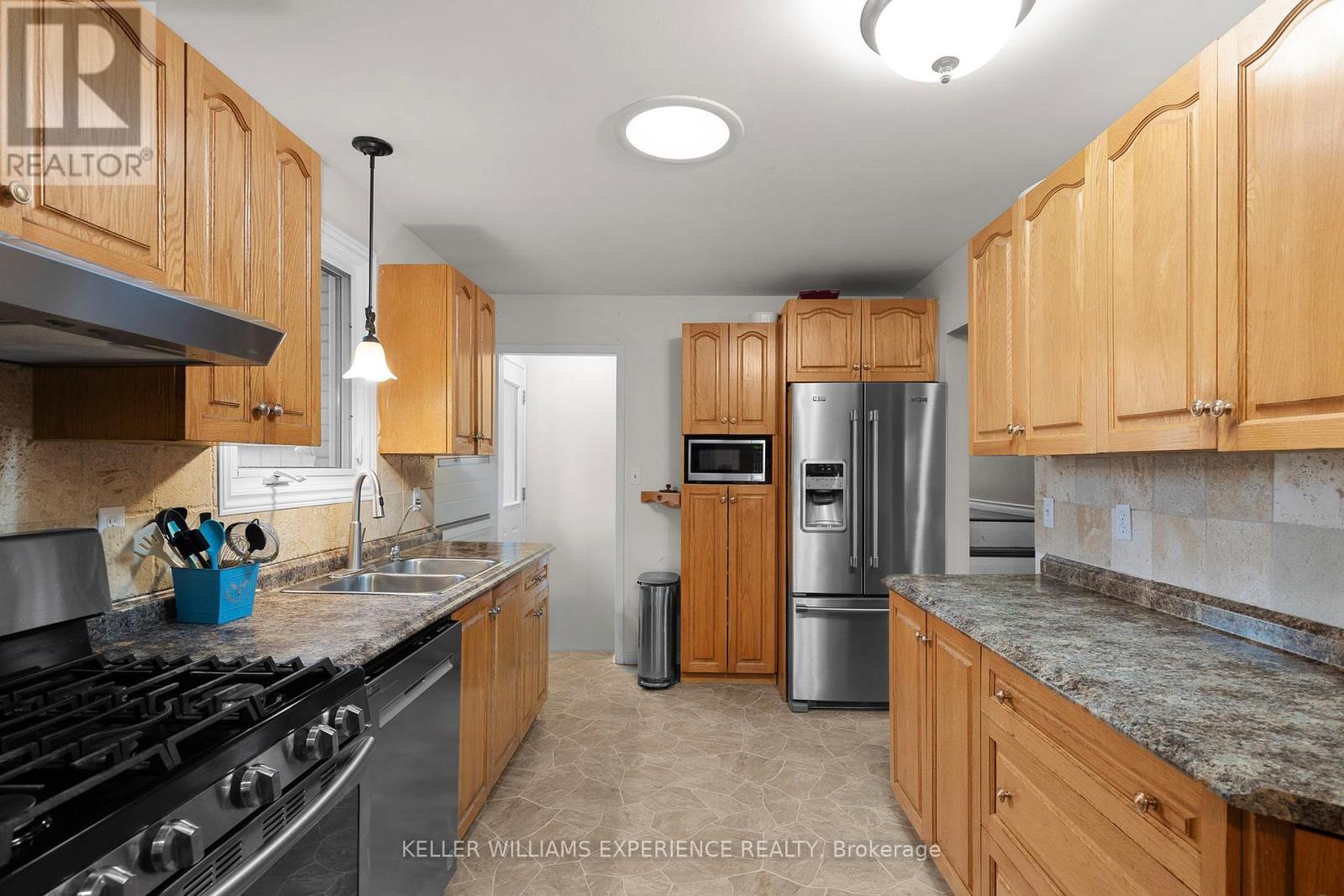 27 Rustic Crescent, Orangeville, Ontario  L9W 1T1 - Photo 8 - W13006148