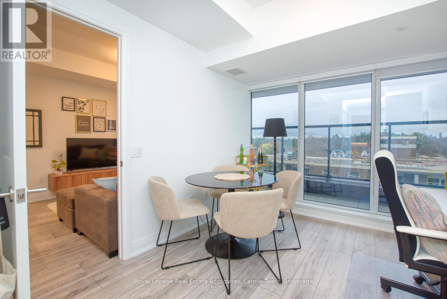 811 - 21 Park Street E, Mississauga, Ontario  L5G 1L7 - Photo 14 - W13006168