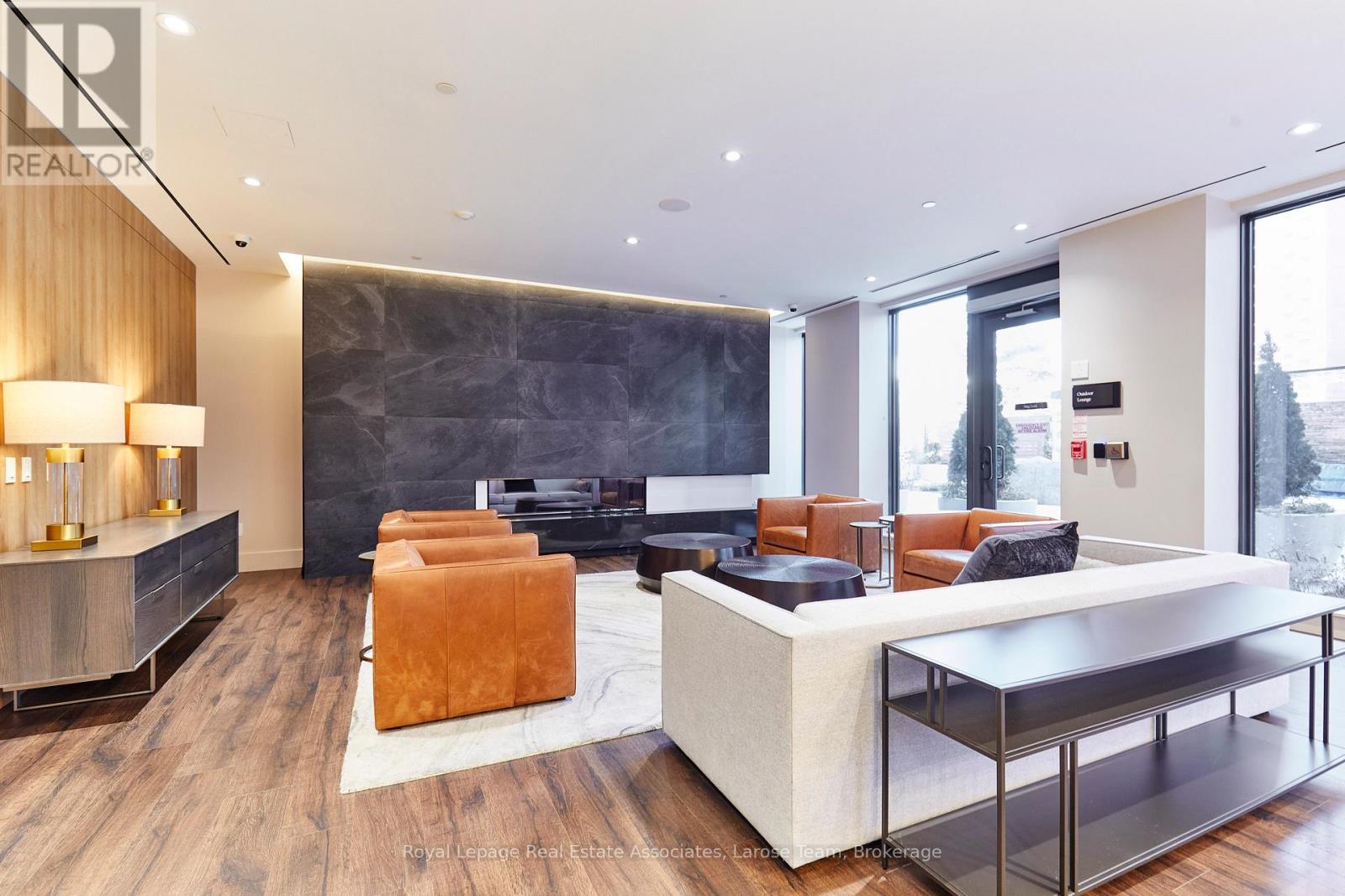 811 - 21 Park Street E, Mississauga, Ontario  L5G 1L7 - Photo 22 - W13006168