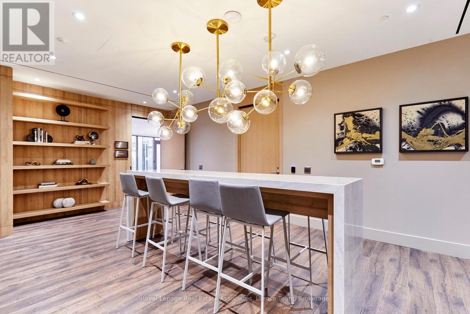 811 - 21 Park Street E, Mississauga, Ontario  L5G 1L7 - Photo 24 - W13006168