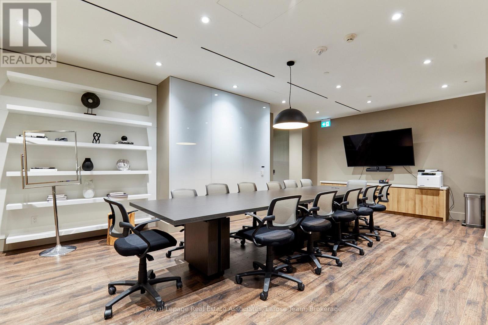 811 - 21 Park Street E, Mississauga, Ontario  L5G 1L7 - Photo 25 - W13006168