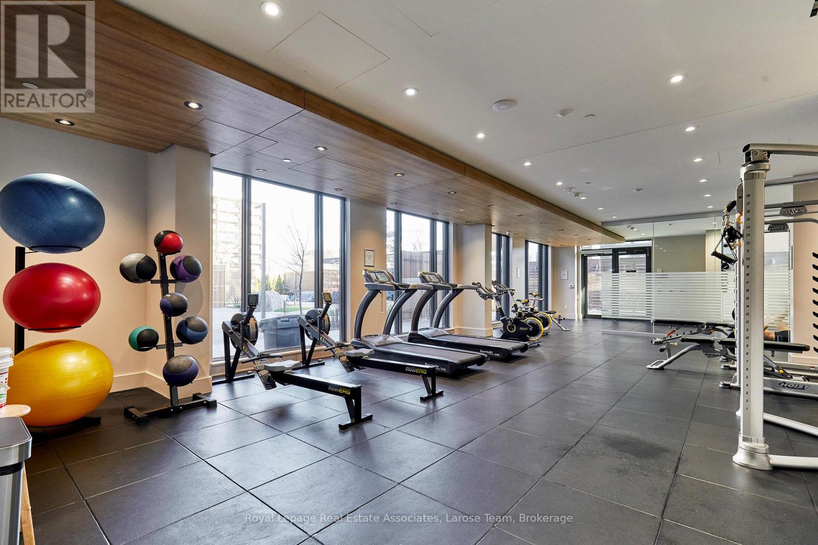 811 - 21 Park Street E, Mississauga, Ontario  L5G 1L7 - Photo 26 - W13006168