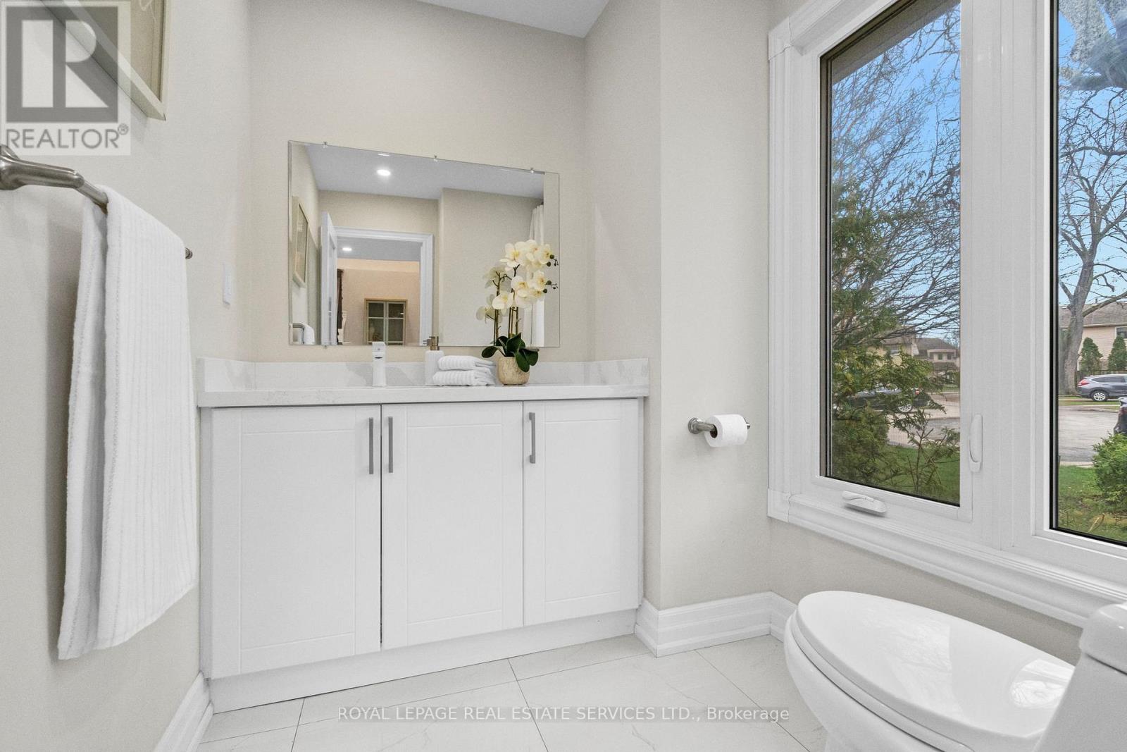 22 - 1176 Jamesway Boulevard, Oakville, Ontario  L6H 2Z9 - Photo 12 - W13006218