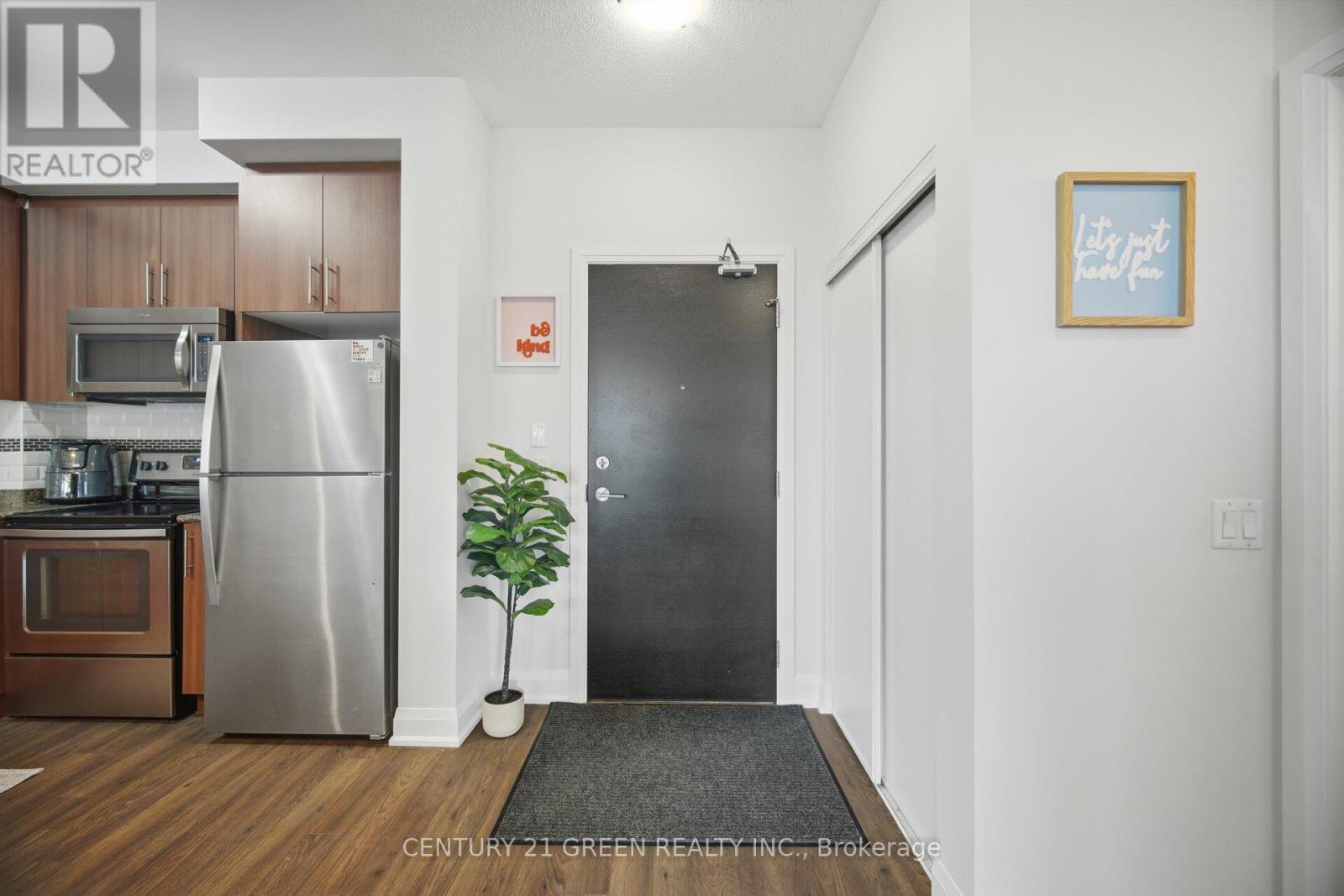 409 - 55 Yorkland Boulevard, Brampton, Ontario L6P 4K9 - Photo 6 - W13006256