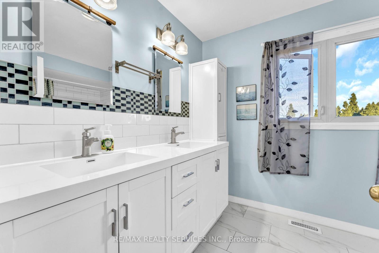 21 Fincham Avenue, Brampton, Ontario  L6X 3V2 - Photo 33 - W13006292