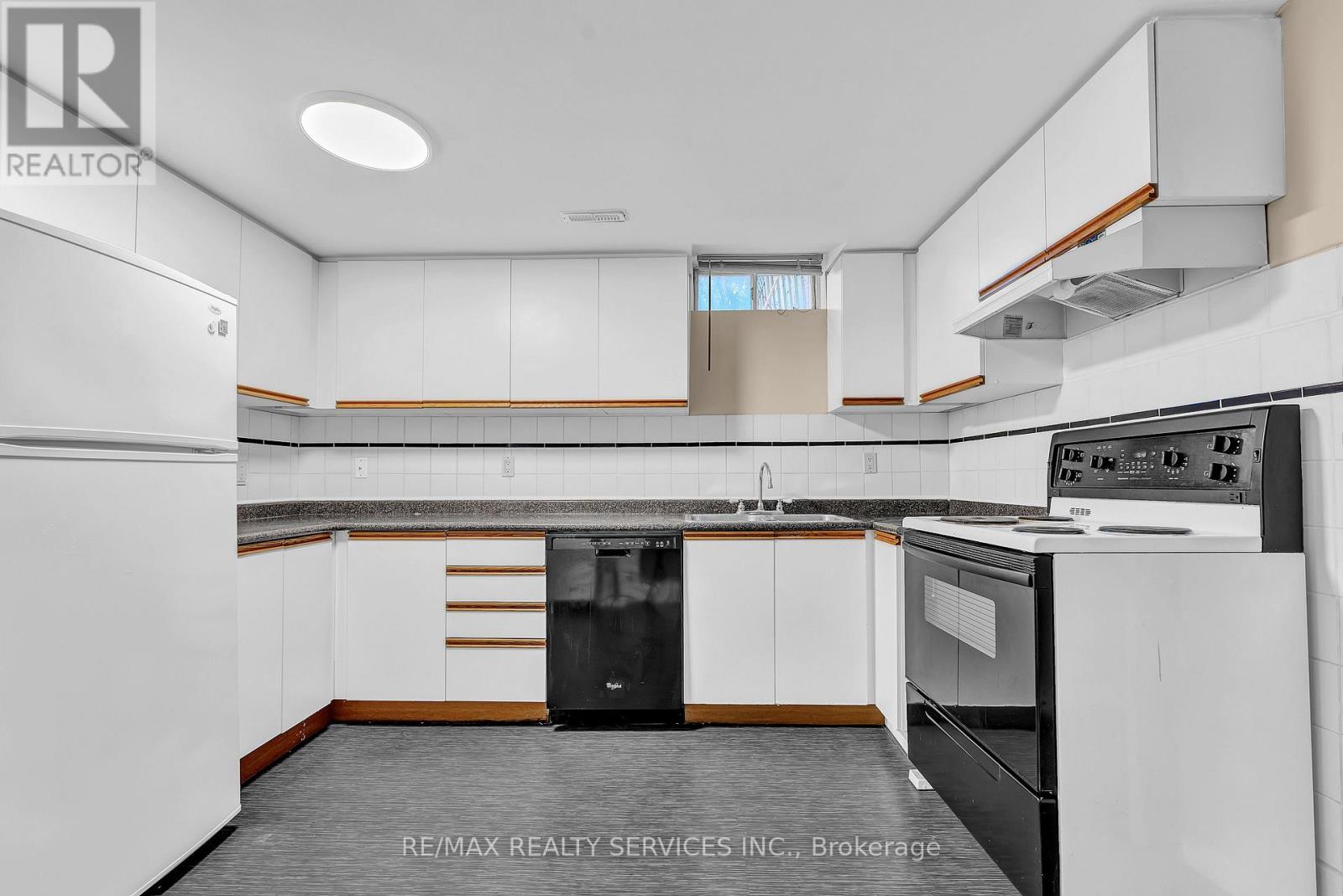 21 Fincham Avenue, Brampton, Ontario  L6X 3V2 - Photo 38 - W13006292