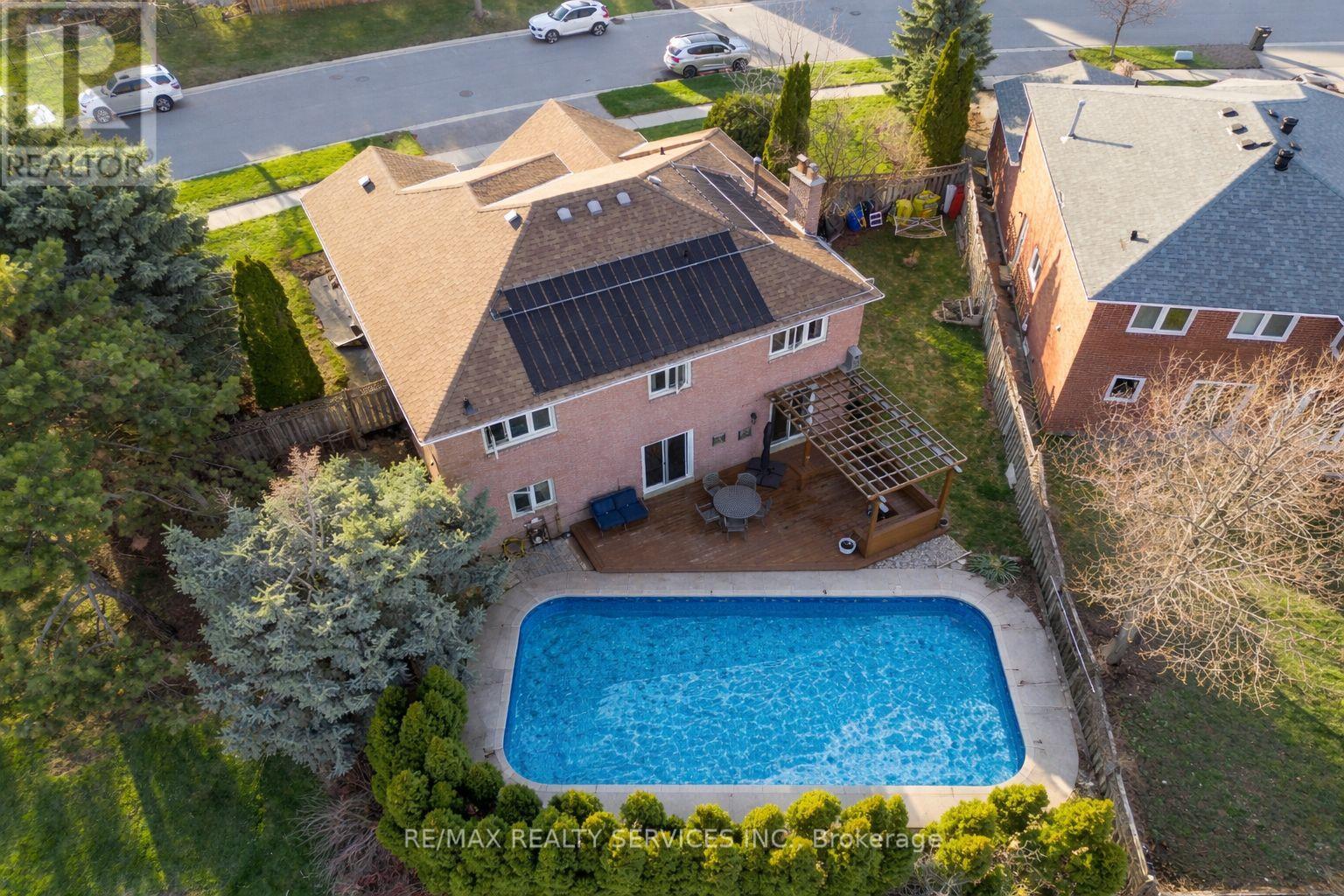 21 Fincham Avenue, Brampton, Ontario  L6X 3V2 - Photo 5 - W13006292