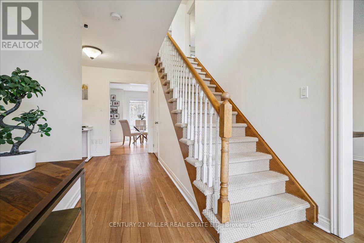 2144 Grand Ravine Drive, Oakville, Ontario  L6H 6B4 - Photo 5 - W13006300