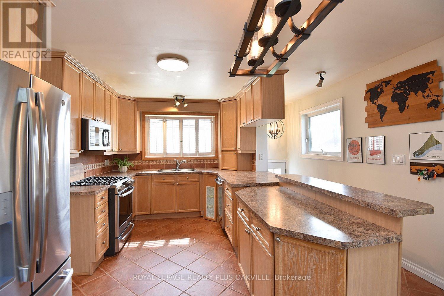 1304 Bunnell Drive, Burlington, Ontario  L7P 2E1 - Photo 13 - W13006302