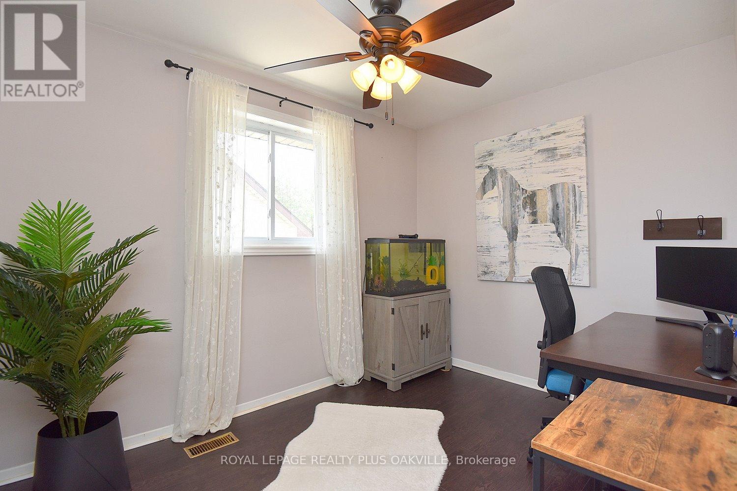 1304 Bunnell Drive, Burlington, Ontario  L7P 2E1 - Photo 18 - W13006302