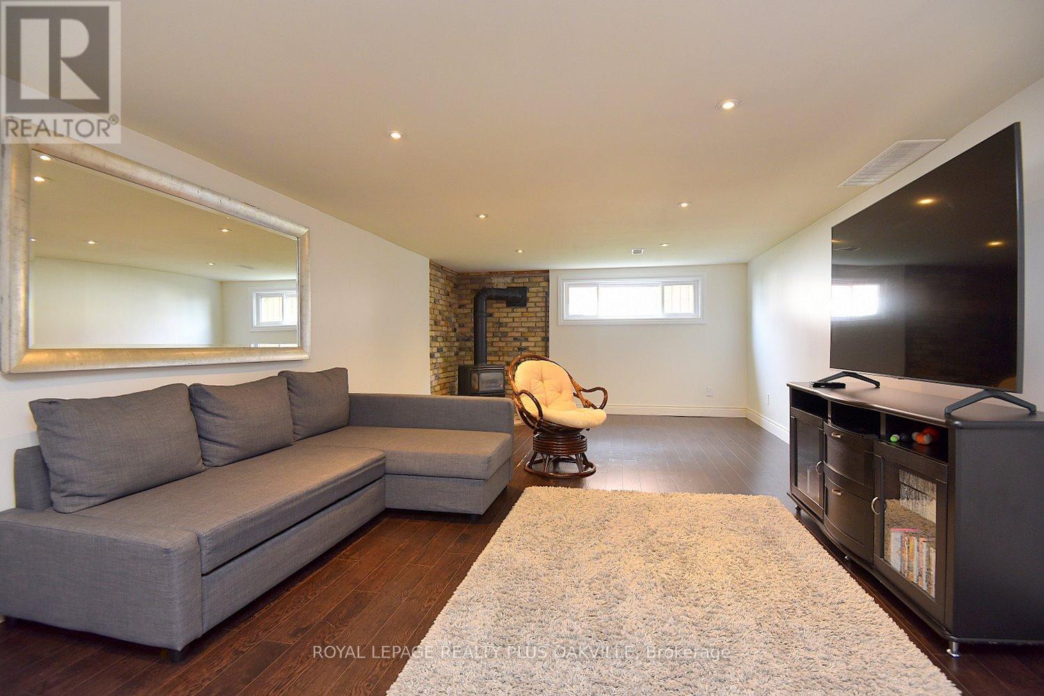 1304 Bunnell Drive, Burlington, Ontario  L7P 2E1 - Photo 33 - W13006302