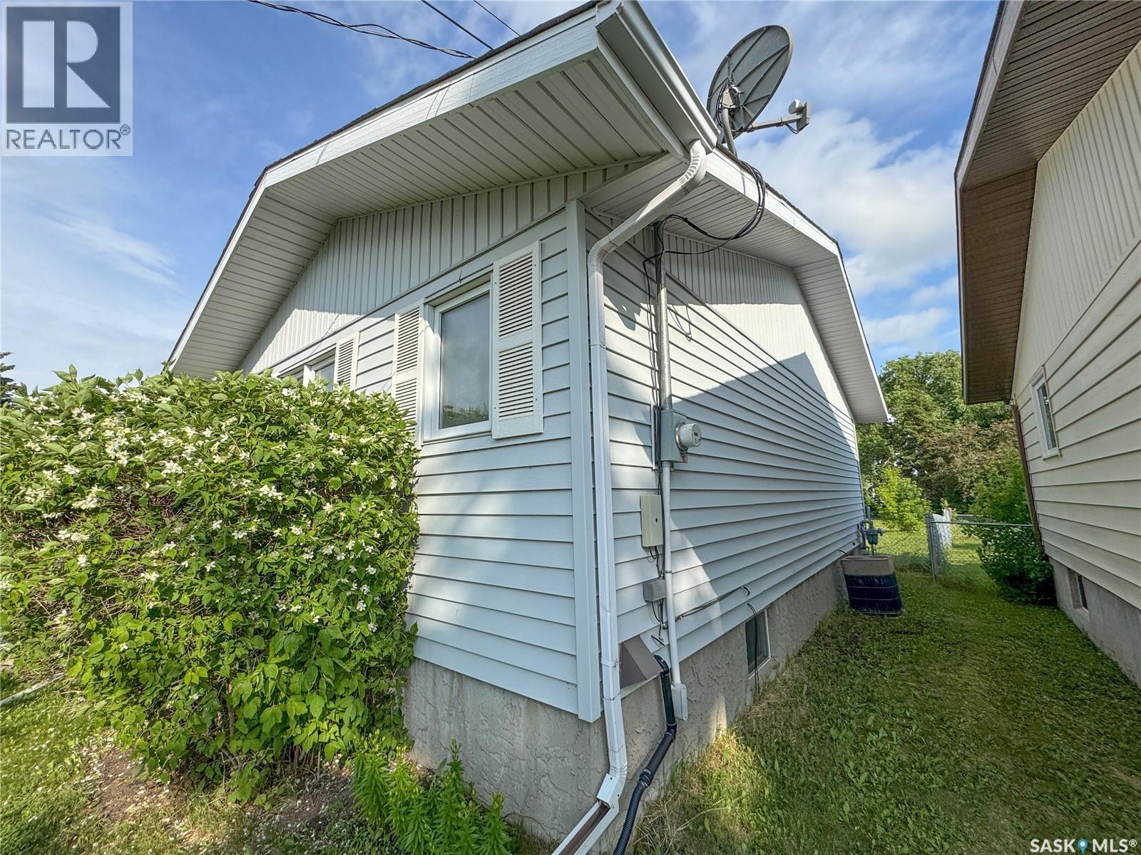 1012 Eden Street, Indian Head, Saskatchewan  S0G 2K0 - Photo 4 - SK033070