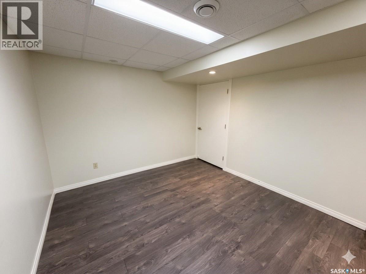 1058 Middleton Crescent, Regina, Saskatchewan  S4N 7B5 - Photo 33 - SK032883