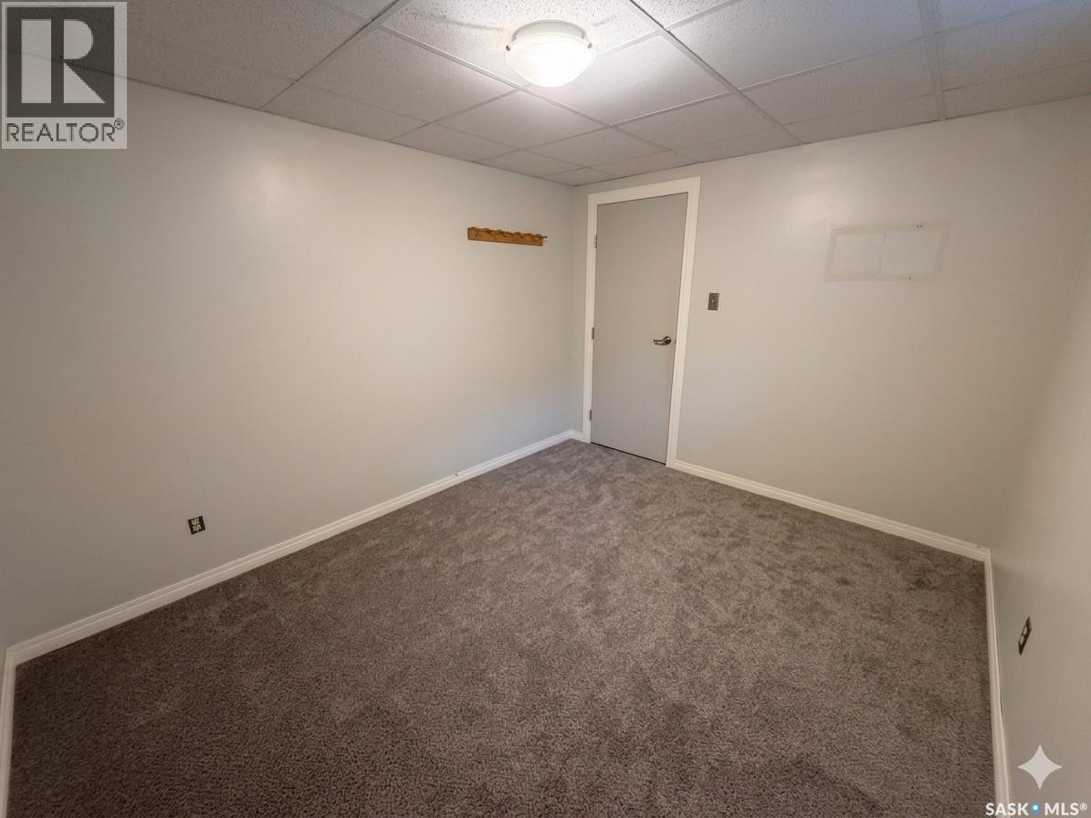 1058 Middleton Crescent, Regina, Saskatchewan  S4N 7B5 - Photo 37 - SK032883